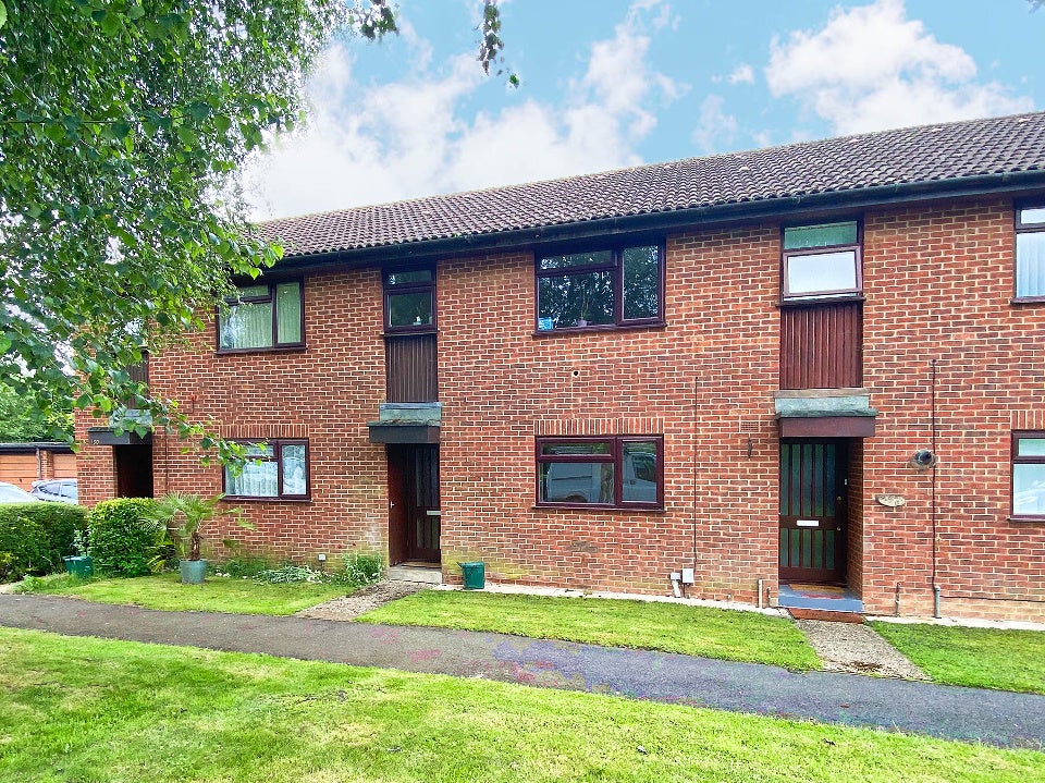 House Avondale in Guildford