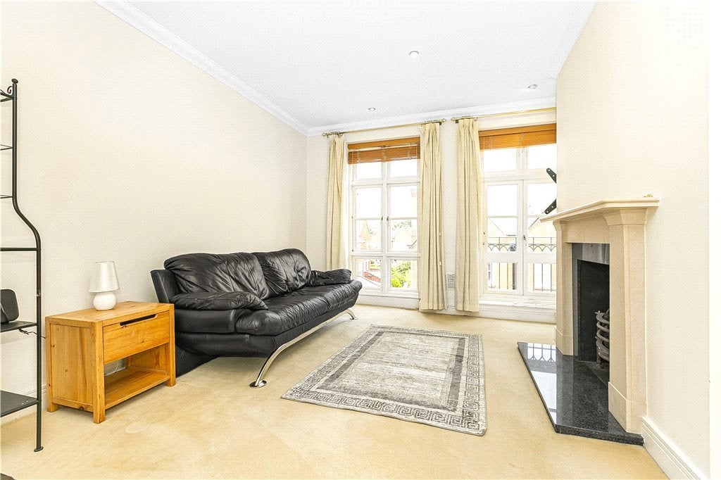 Flat Holloway Drive in Borough of Runnymede
