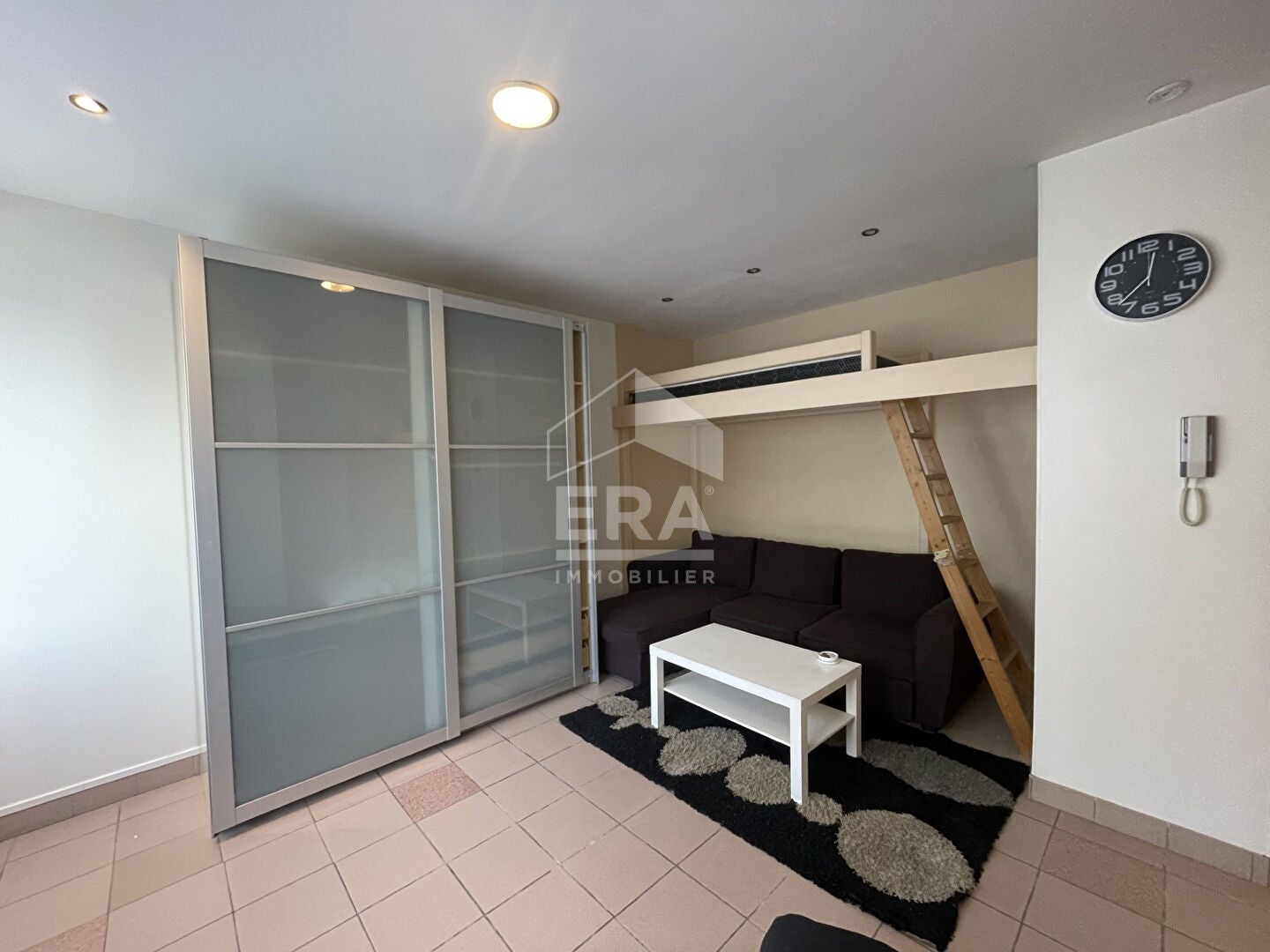 Flat Rue de Courlancy in Reims