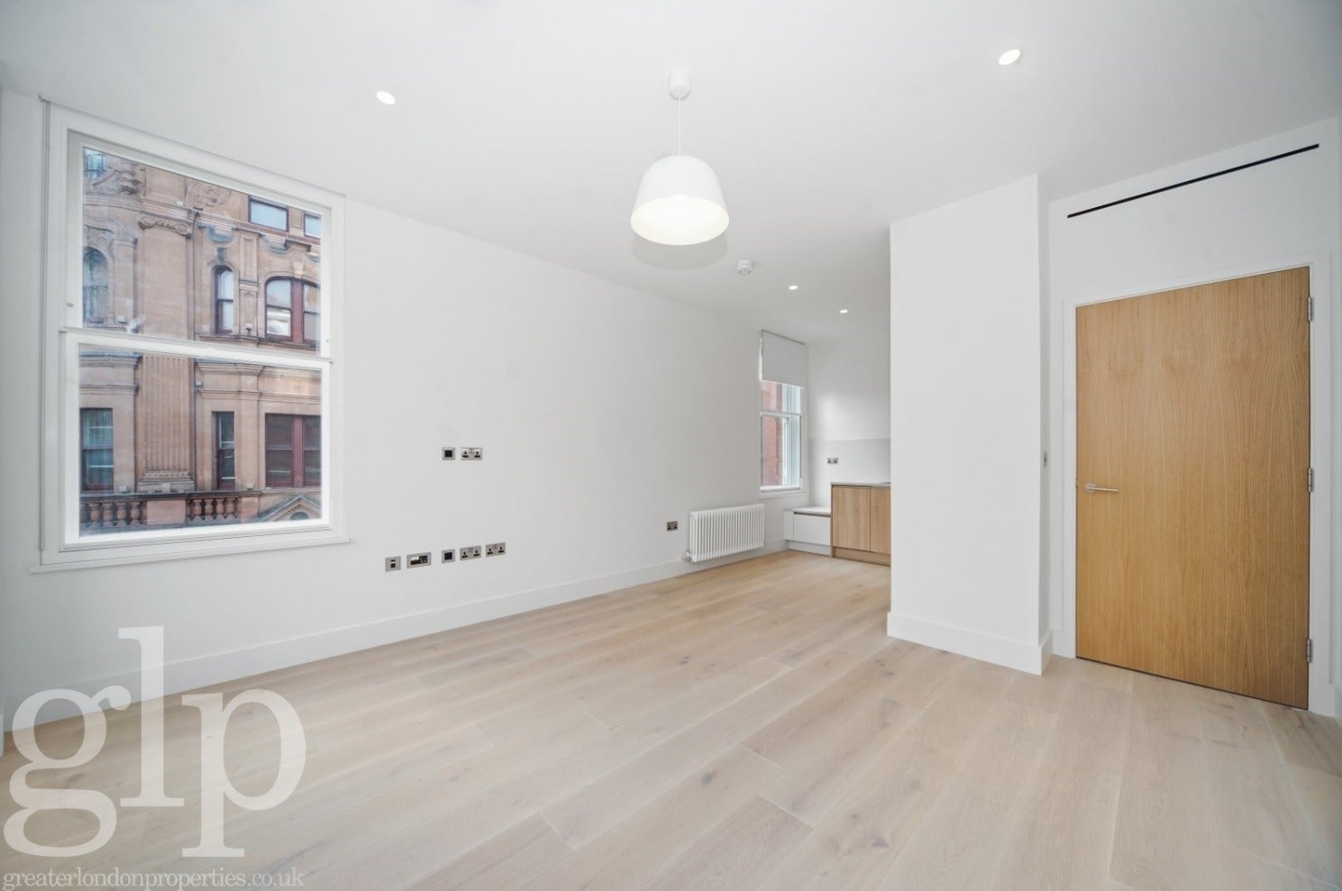 Flat Newport Place in City of Westminster