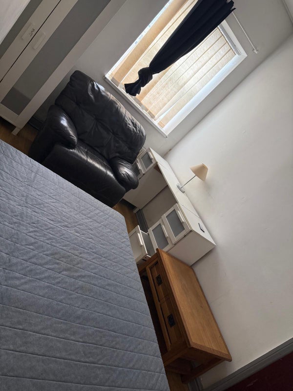 Room Summerhill in Sunderland