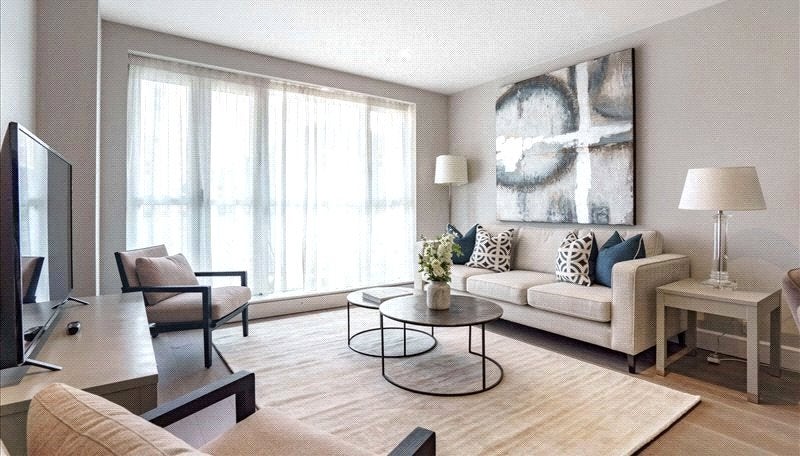Flat Westferry Circus in Greater London