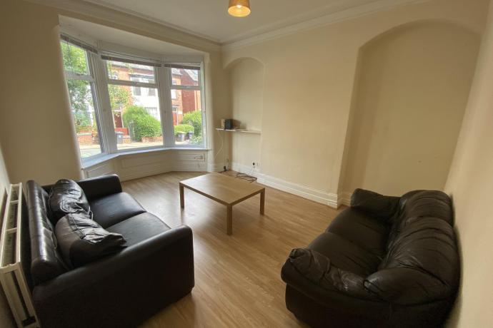 House Headingley Avenue in Leeds