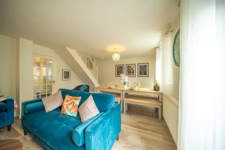 House Rose Way in Cotswold District