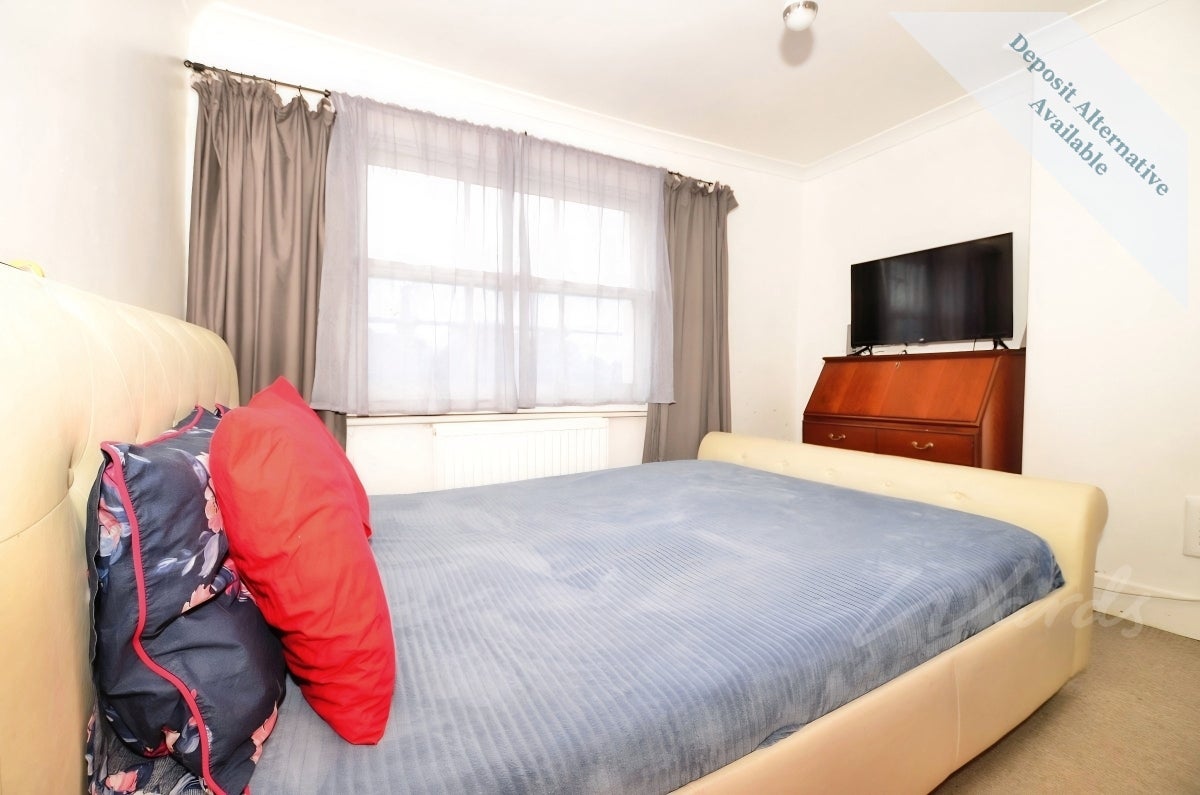 Flat Wincheap in Canterbury
