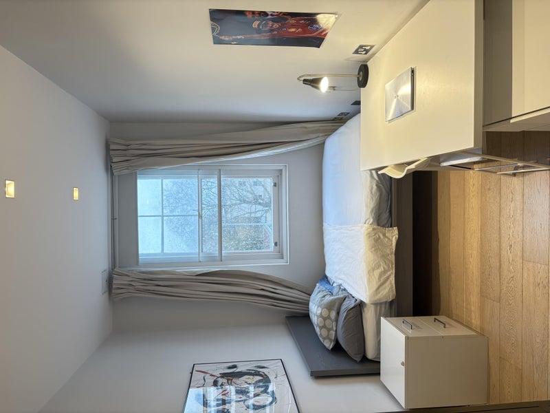 Room Park Walk in Greater London