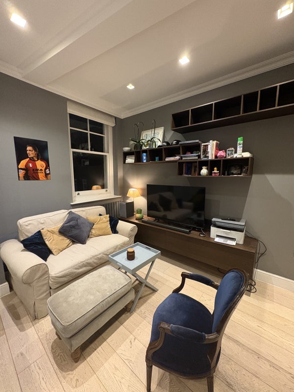Room Park Walk in Greater London