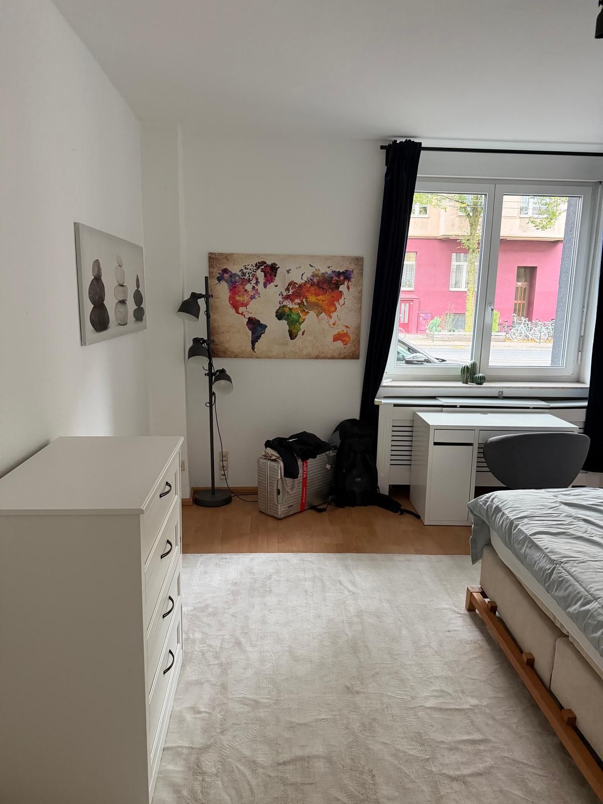 Zimmer Hüttenstraße in Düsseldorf