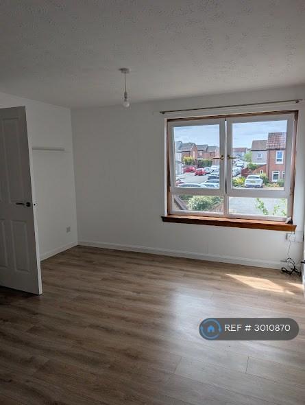 Flat Franchi Drive in Stenhousemuir