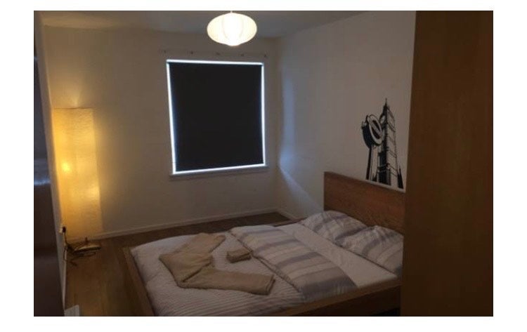 Room Grafton Place in Glasgow