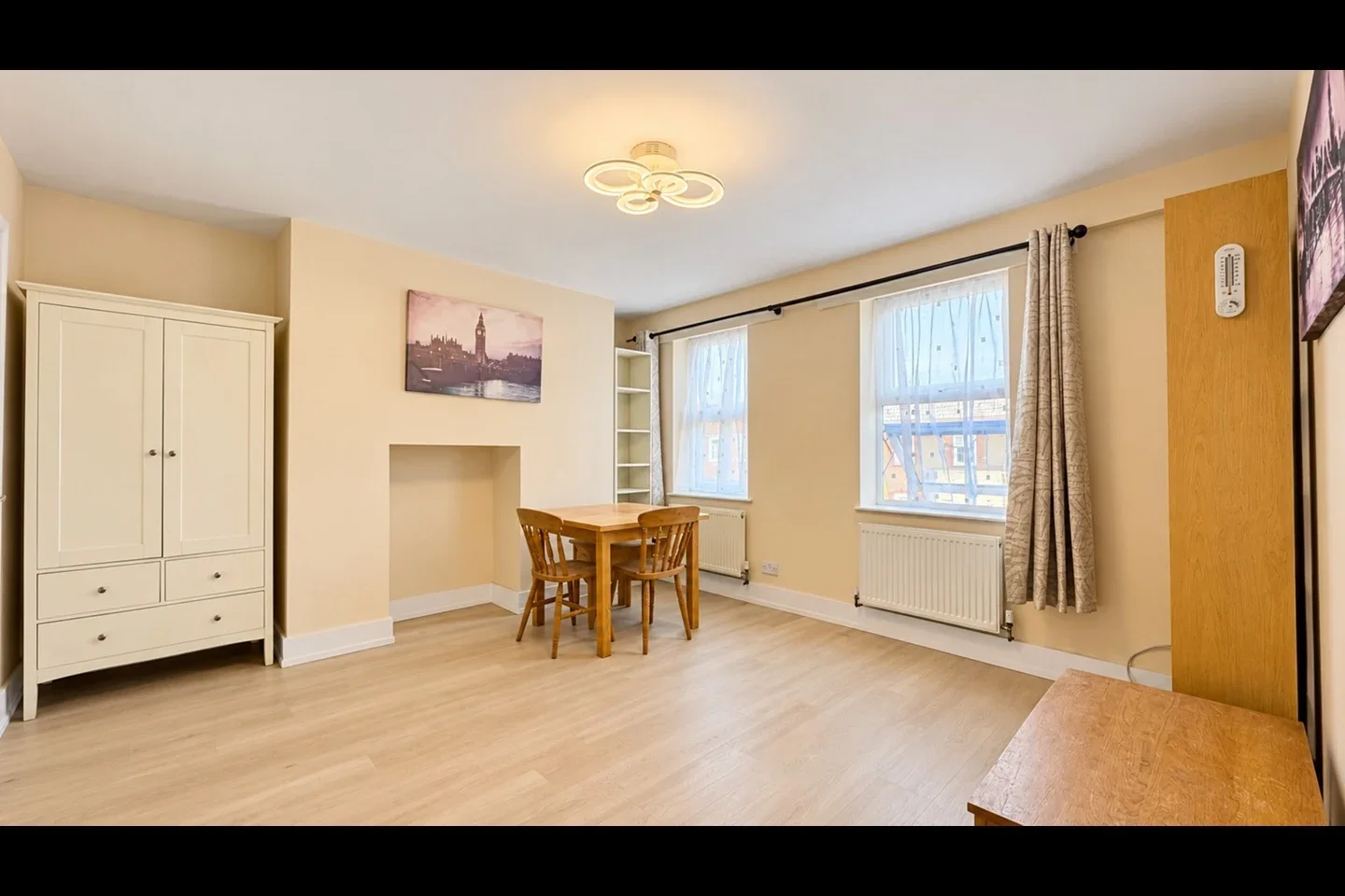 Flat Germander Way in Greater London