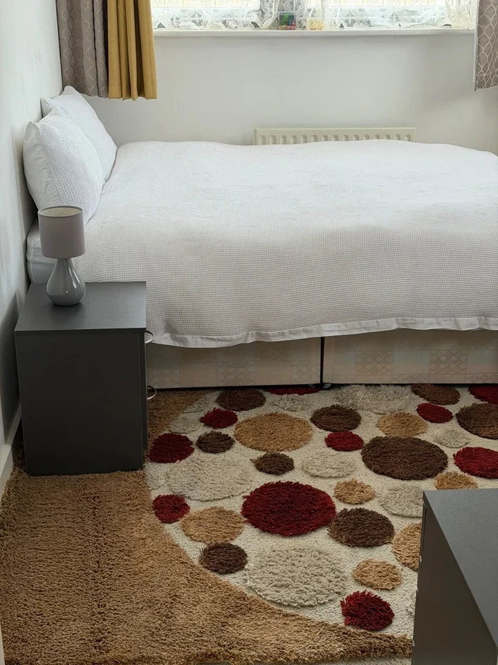 Room Morrison Road in Greater London
