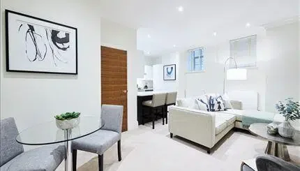 Flat Rainville Road in Greater London