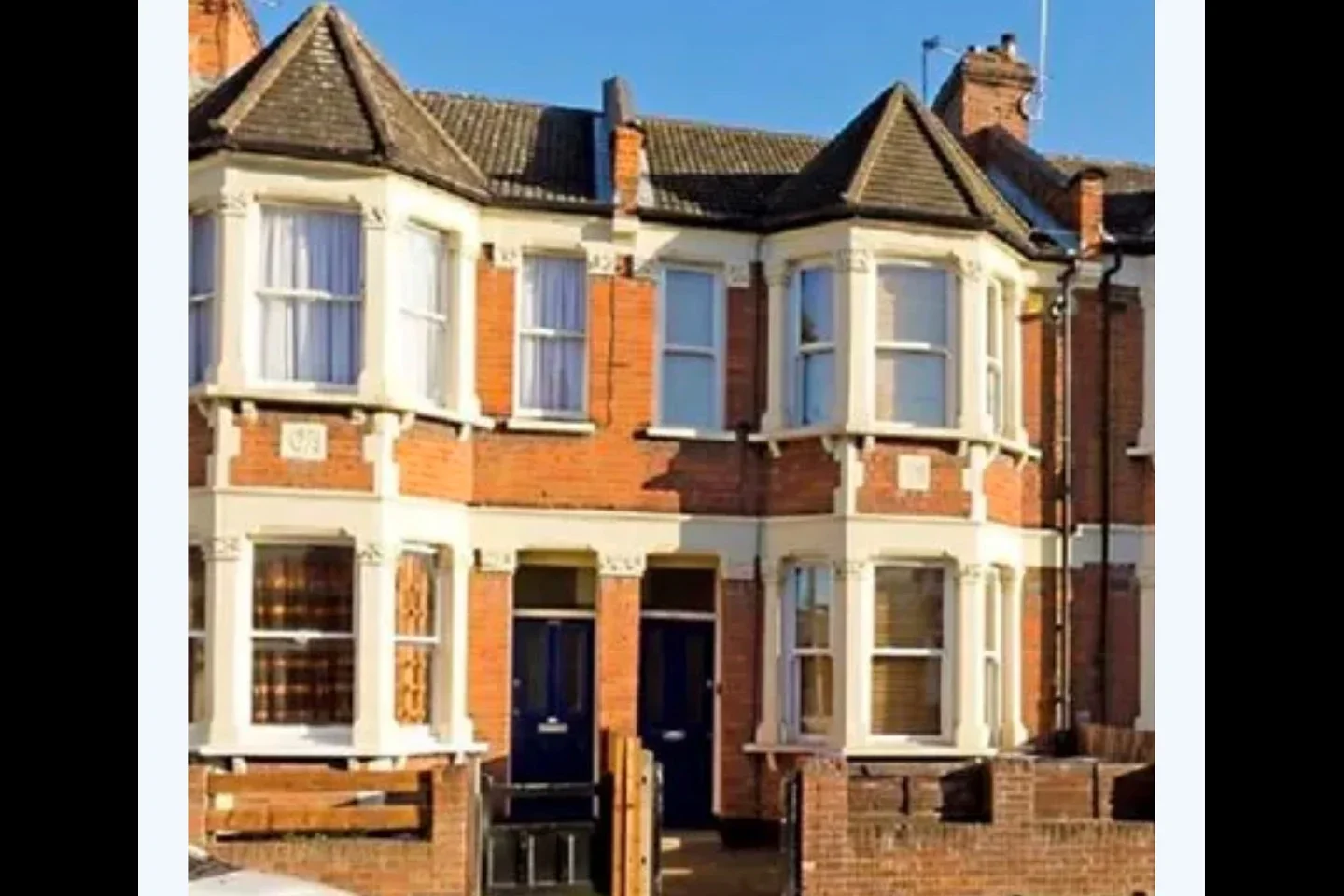 Flat Sandringham Road in Greater London