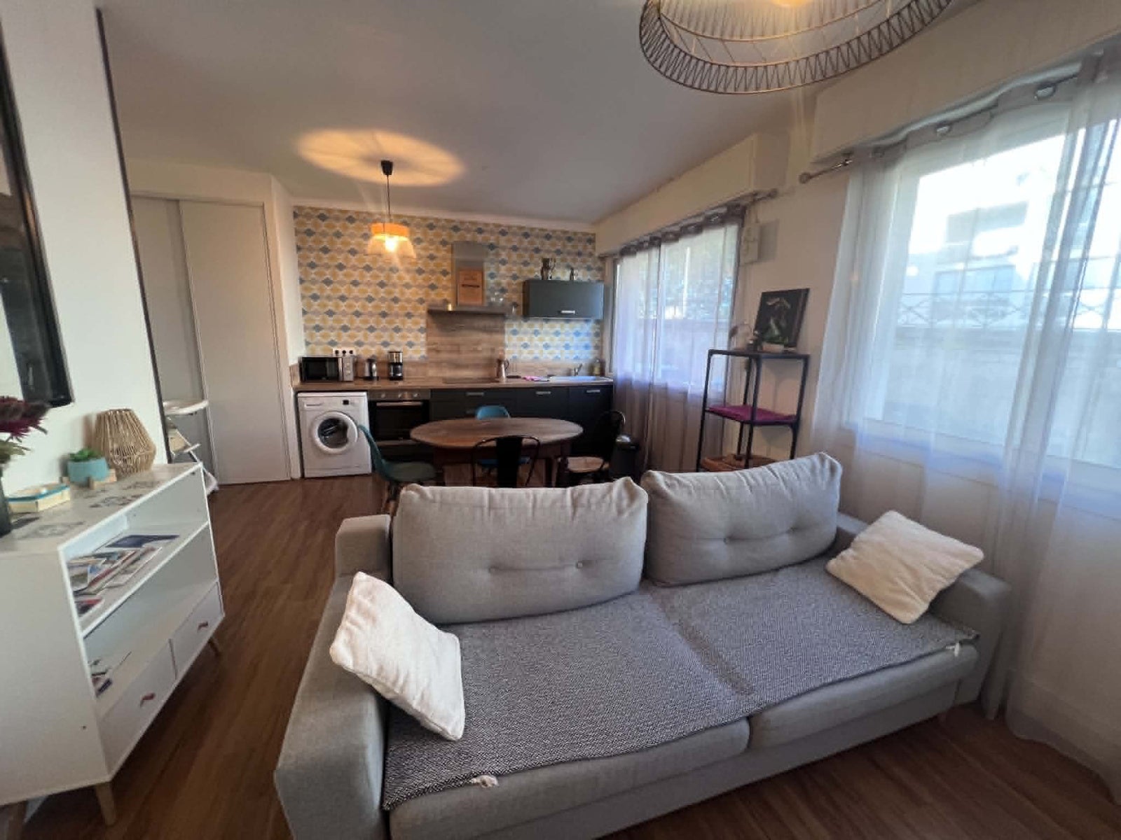 Appartement Place Léopold Moulias à Arles