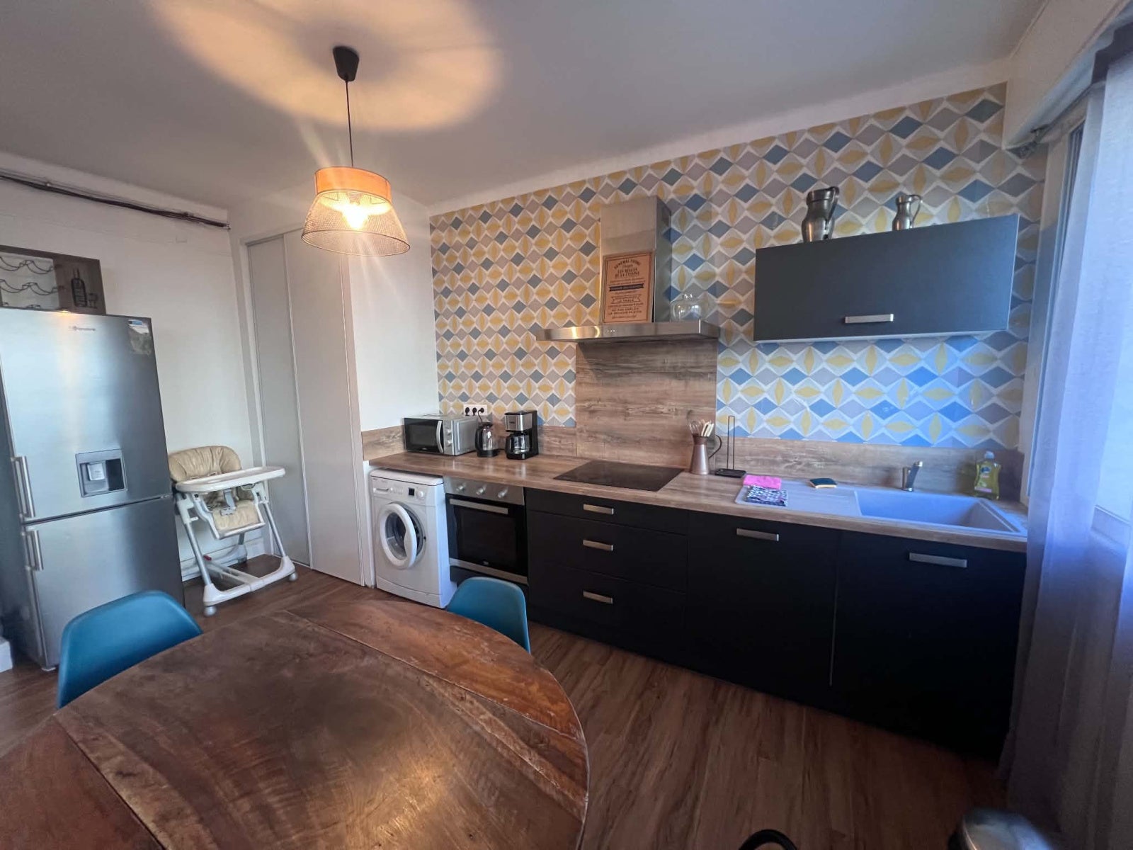 Appartement Place Léopold Moulias à Arles