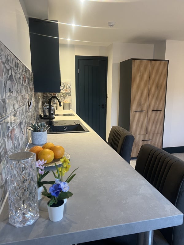 Room Fletcher Street in Warrington
