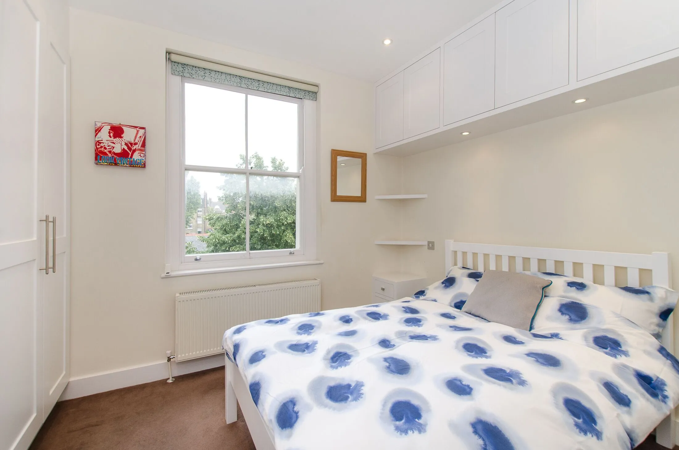 Flat Oakley Street in Greater London