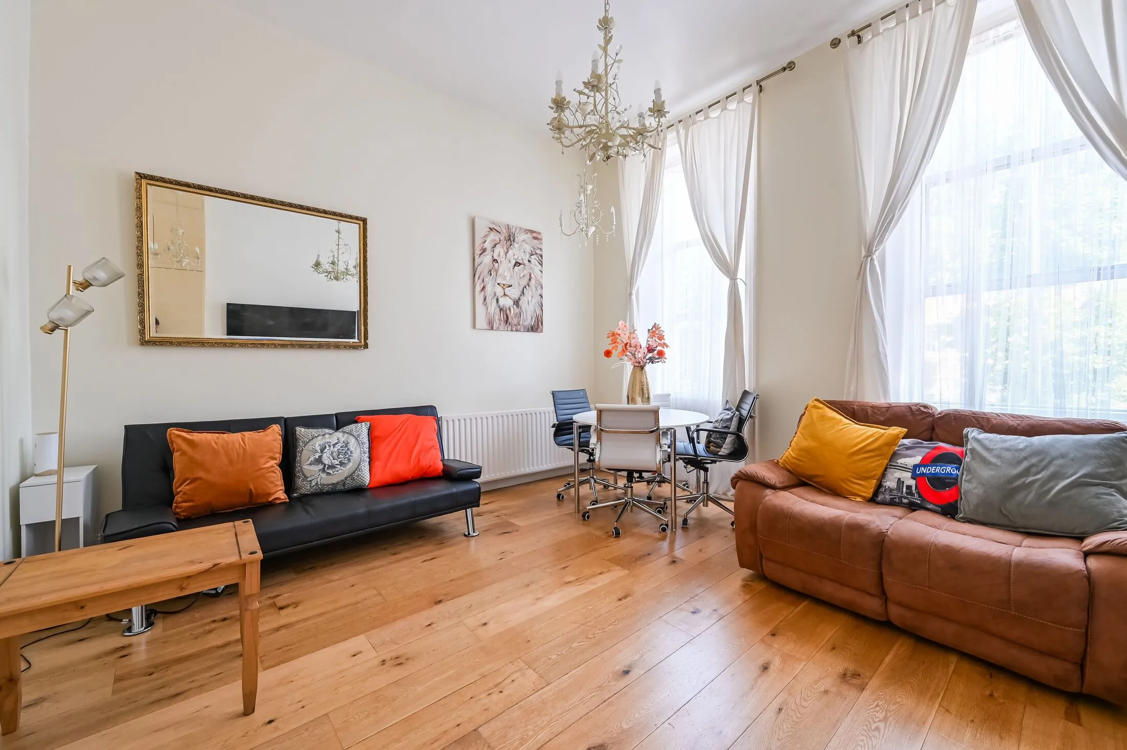 Flat Hanover Place in Greater London