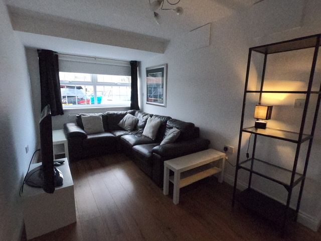 Room Beaufort Square in Cardiff