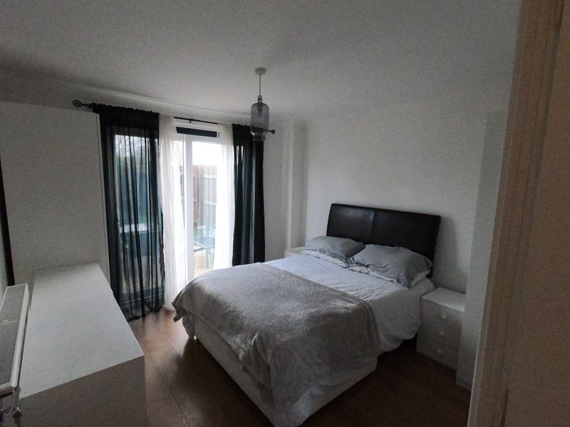 Room Beaufort Square in Cardiff