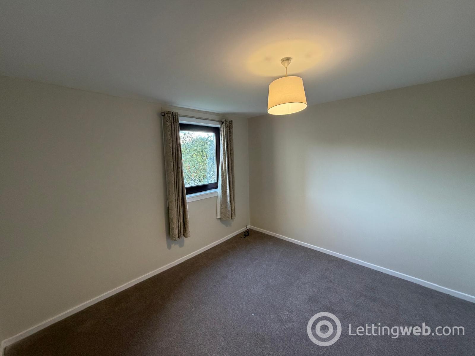 Flat Craigie Drive in Dundee