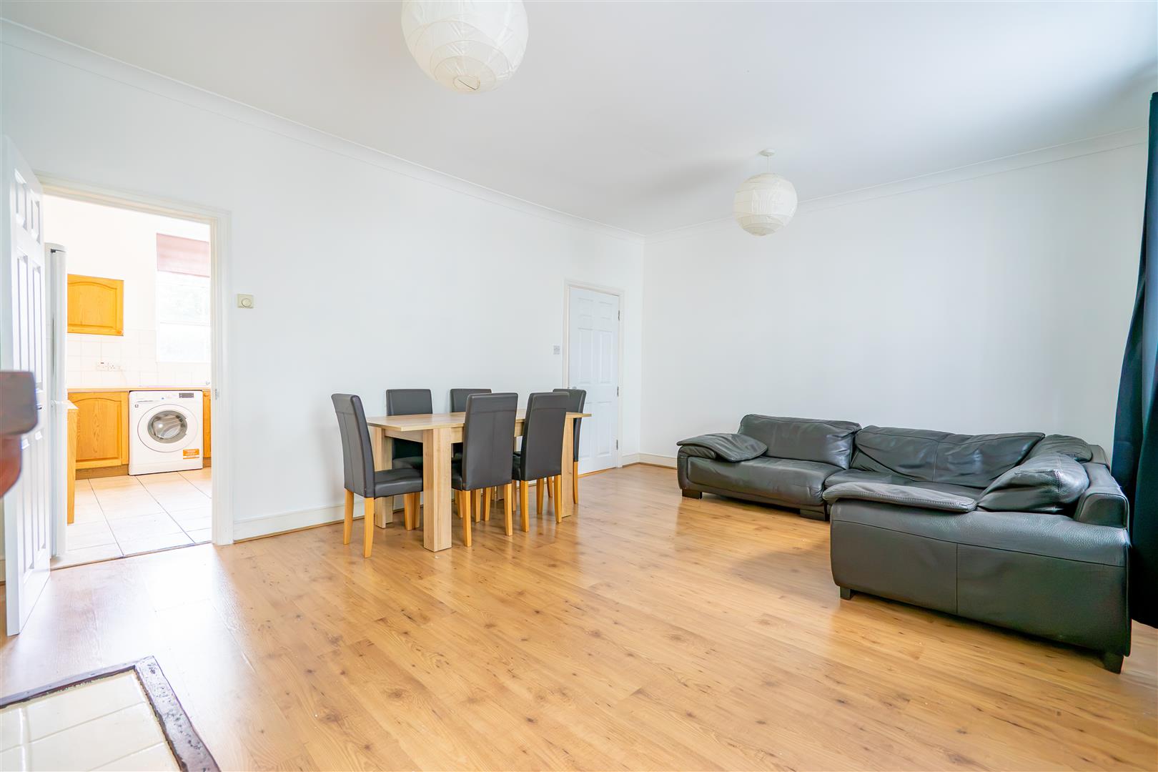 Flat Mornington Crescent in Greater London