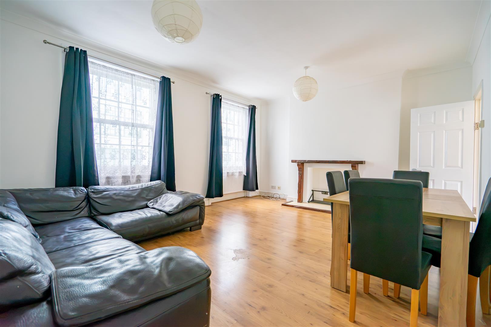 Flat Mornington Crescent in Greater London