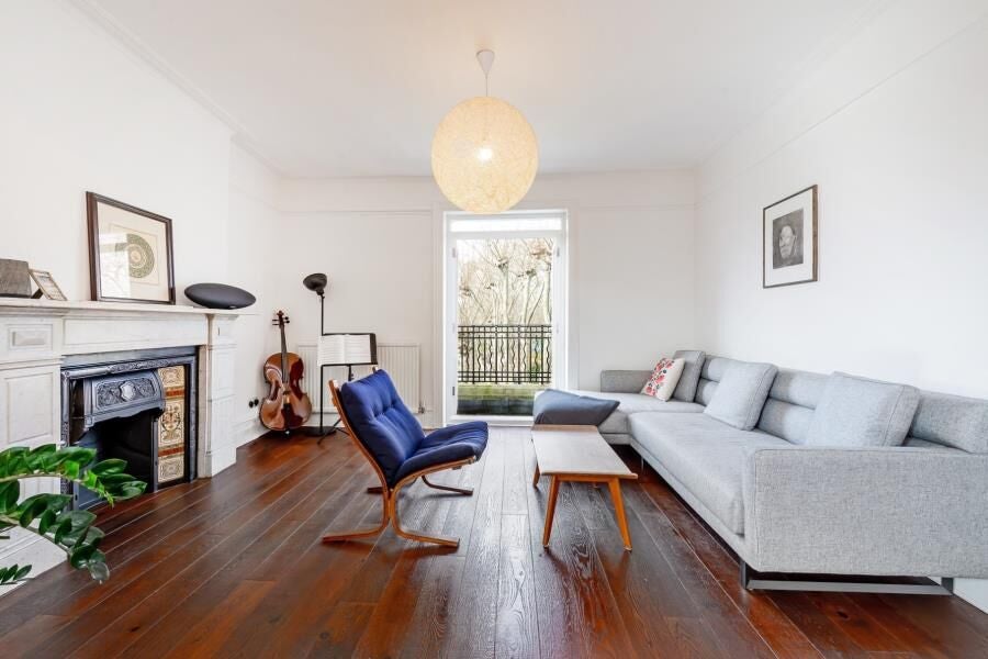 Flat Grantully Road in City of Westminster