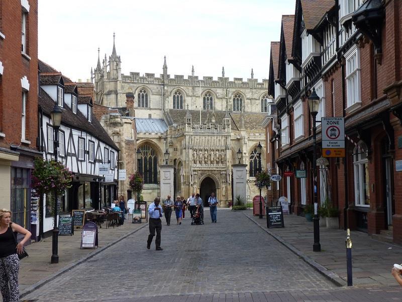 Flat Berkeley Street in Gloucester