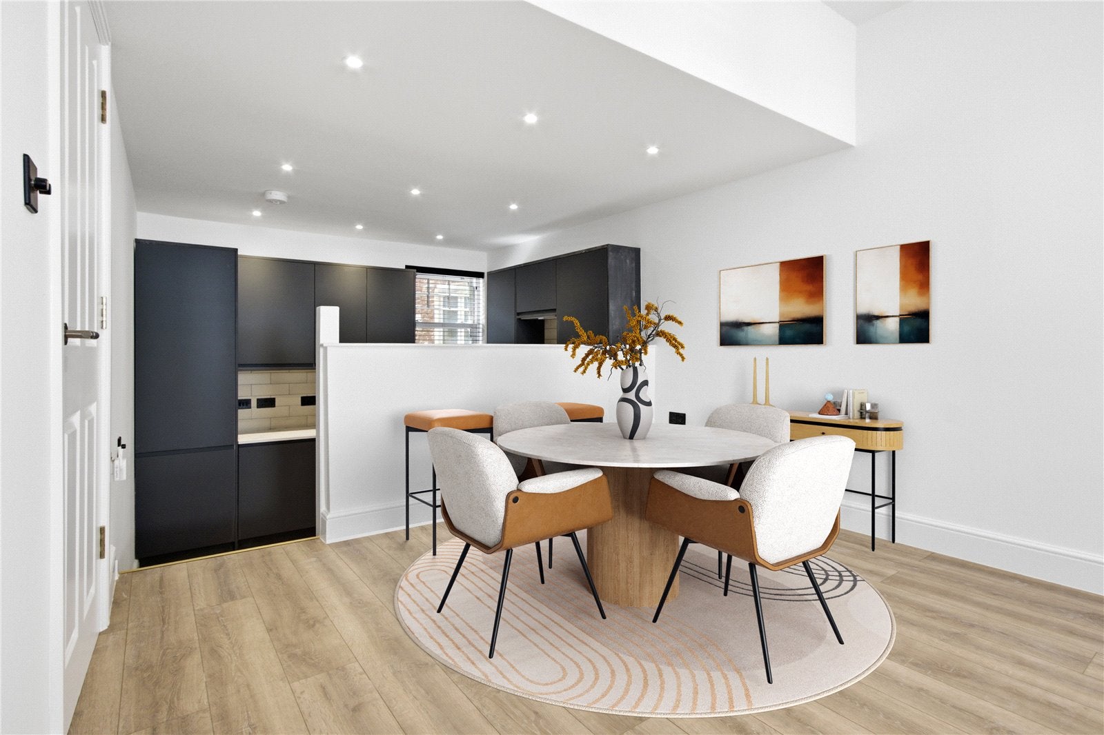 Flat Harvey Road in Greater London