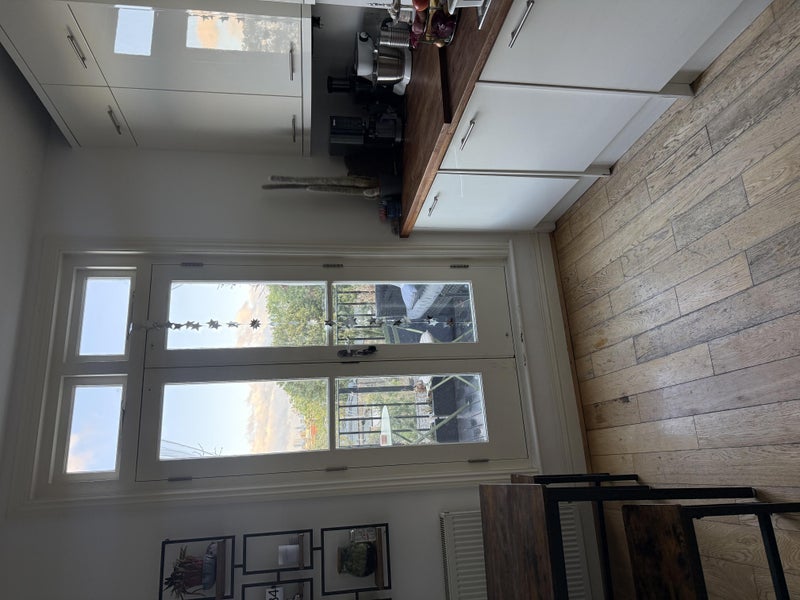 Room Cheverton Road in Greater London