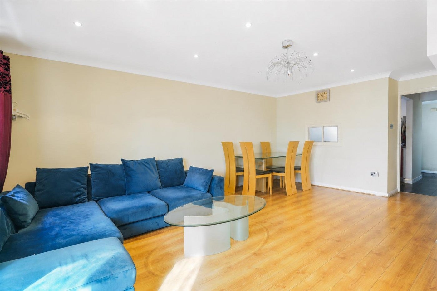 House Beechcroft Close in Greater London