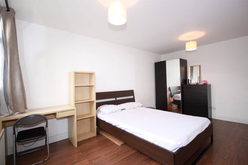 Room Meadowcroft Mews in Greater London
