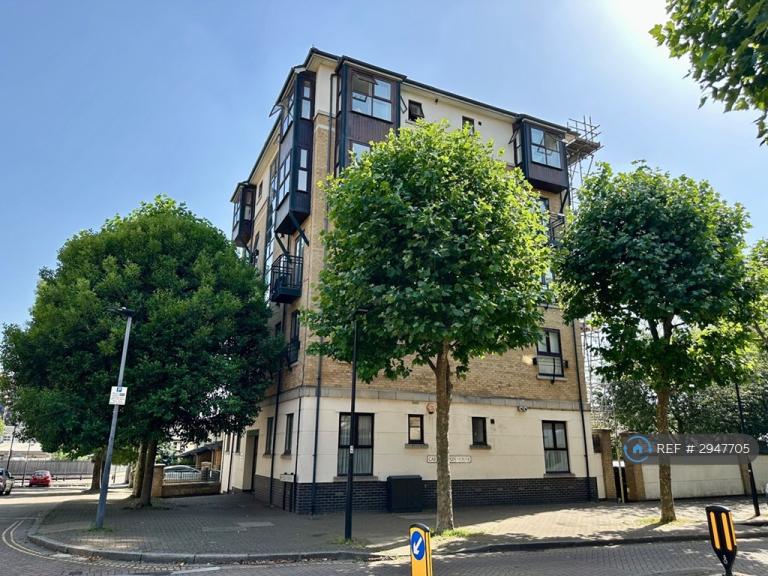 Flat Audley Drive in Greater London