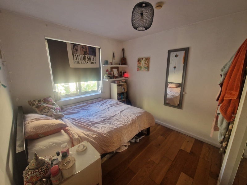 Room Tindal Street in Greater London