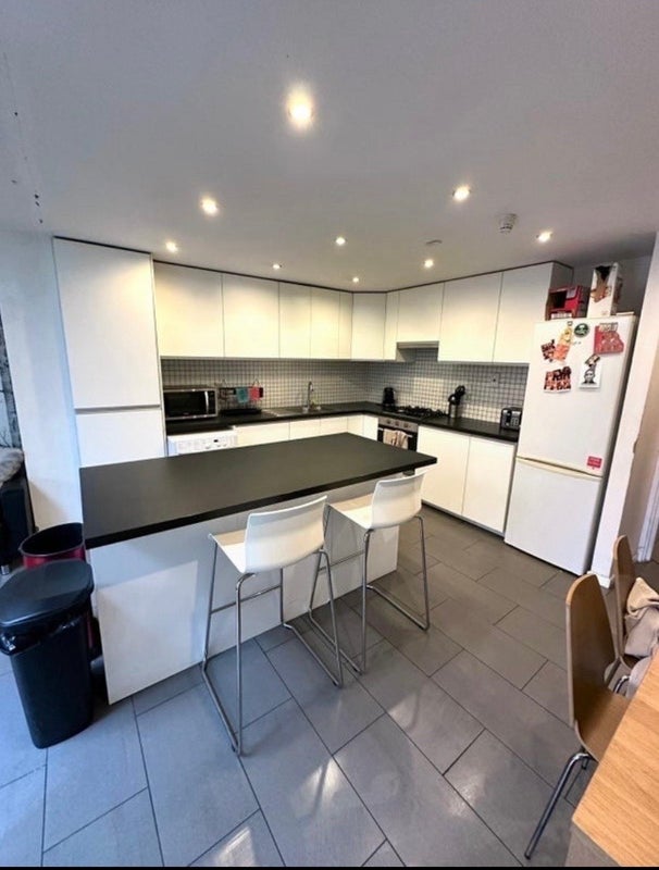 Room Tindal Street in Greater London
