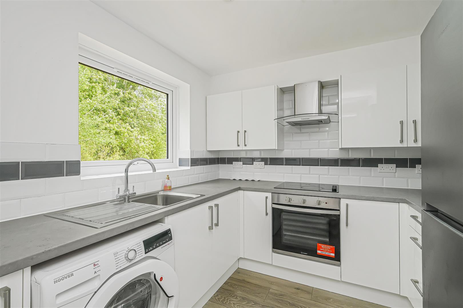 Flat Trotwood in Chigwell