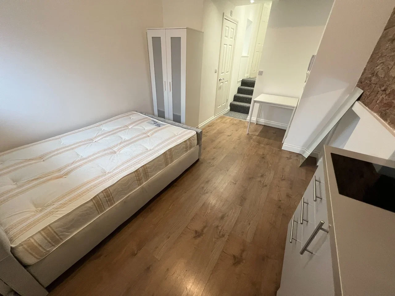 Flat Harrow Road in City of Westminster