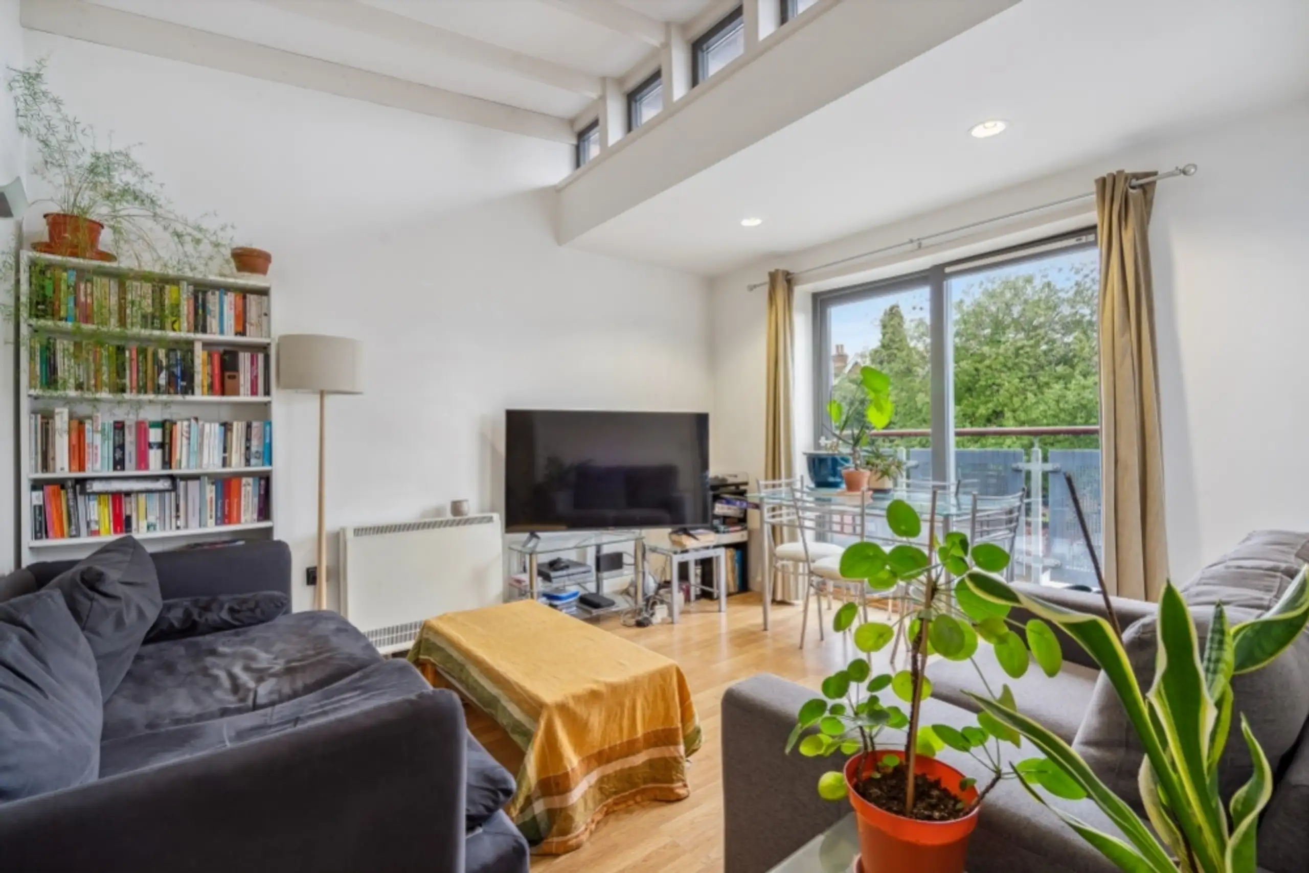 Flat Kenilworth Avenue in Oxford