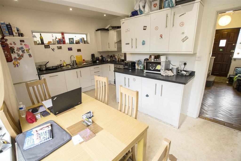 Flat Bournbrook Road in Birmingham