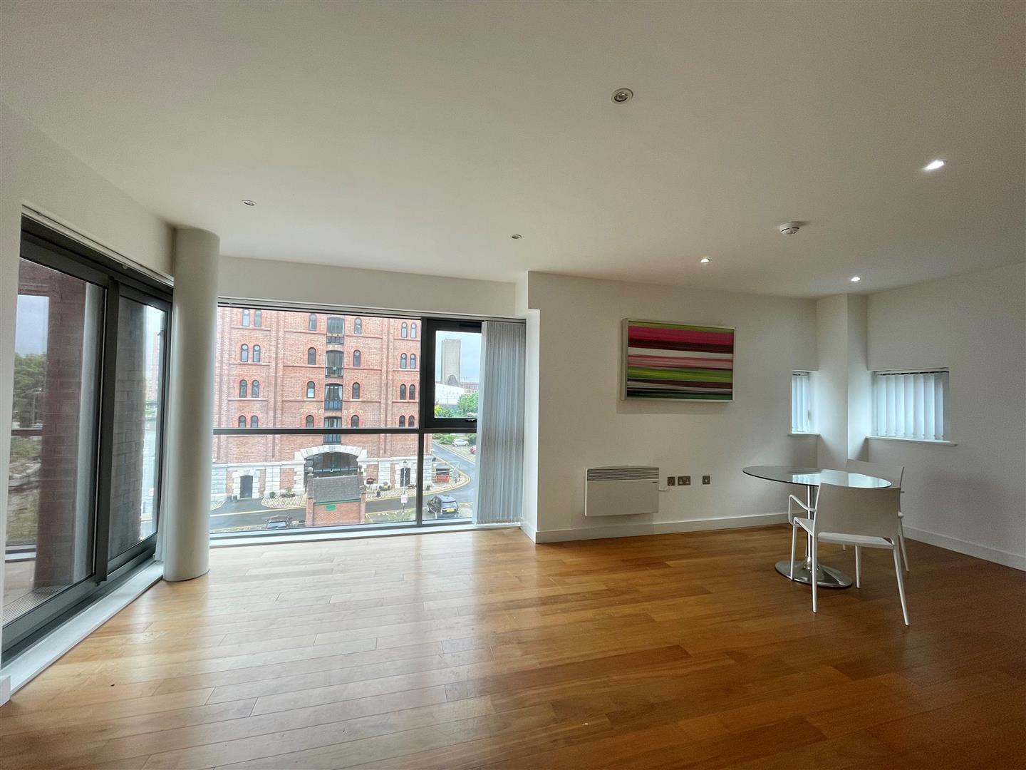 Flat New Quay in Liverpool