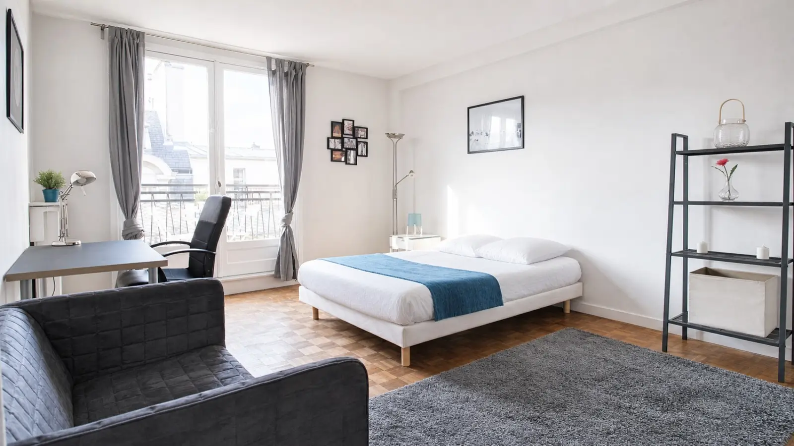 Room Rue Duret in Paris
