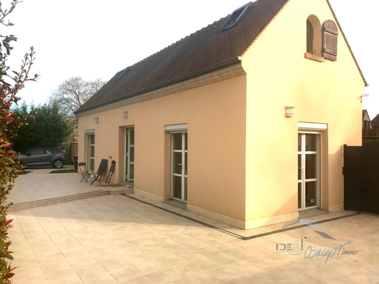House Rue de Panserot in Lardy