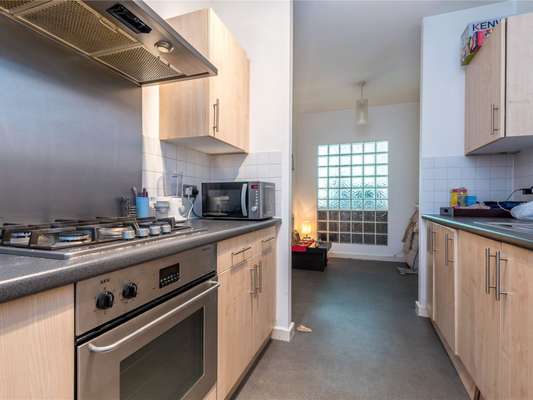 Flat Jerome Street in Greater London
