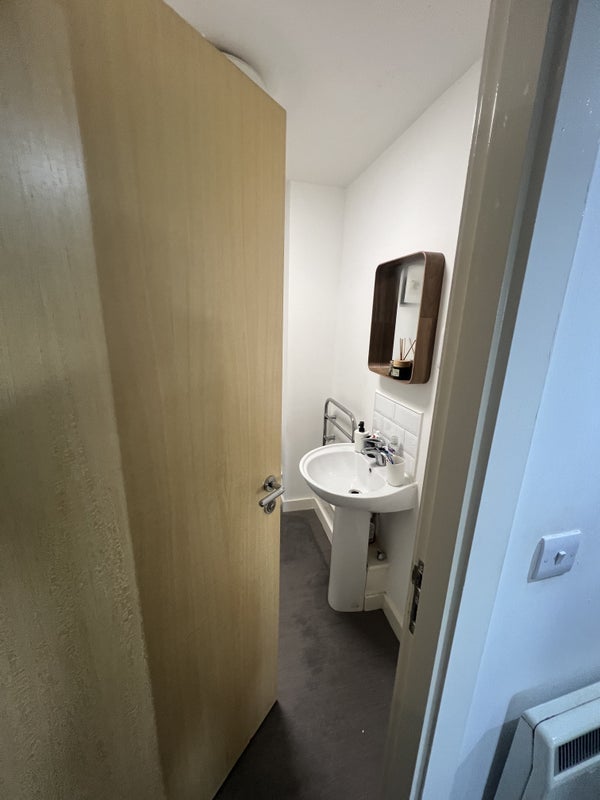 Room Hulme High Street in Manchester