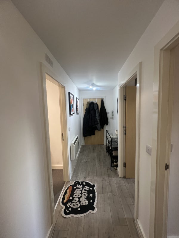 Room Hulme High Street in Manchester