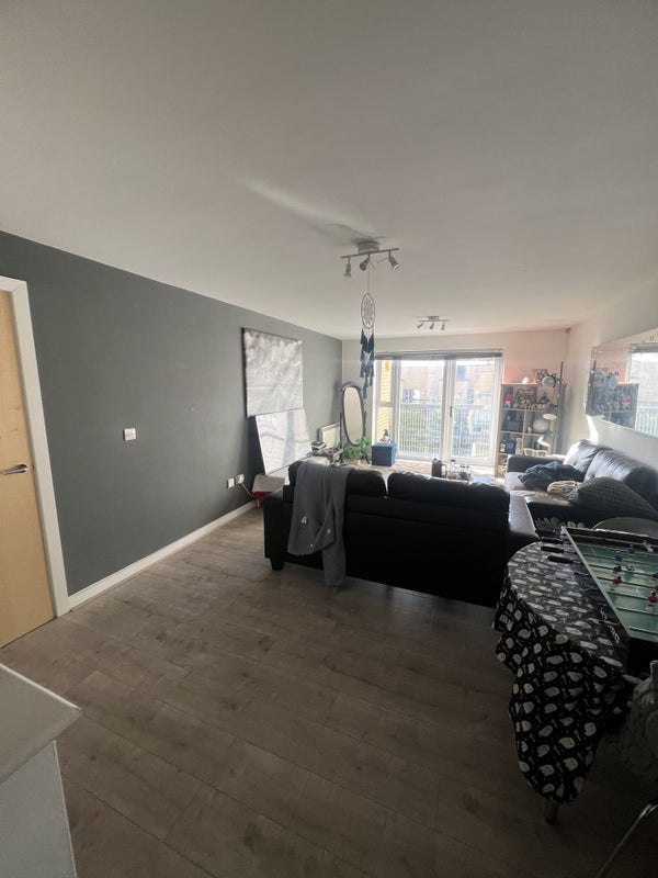 Room Hulme High Street in Manchester