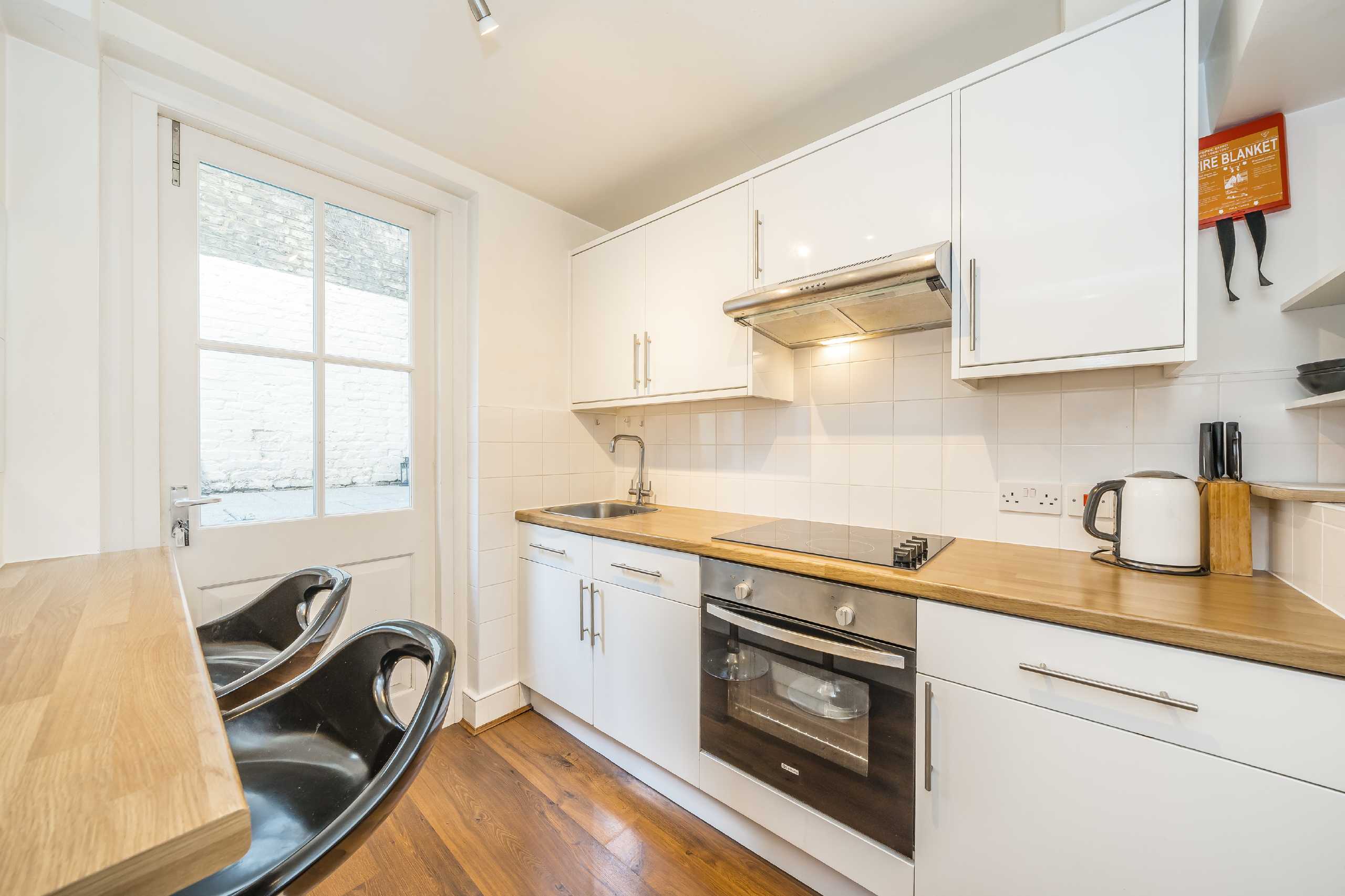 Flat Kensington Park Road in Greater London