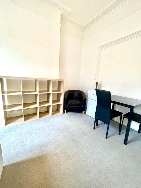 Room Earl's Court Gardens in Greater London